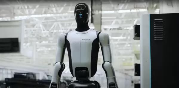 UBTECH представила промышленного гуманоида Walker S2 с горячей заменой аккумуляторов для круглосуточной работы 24/7